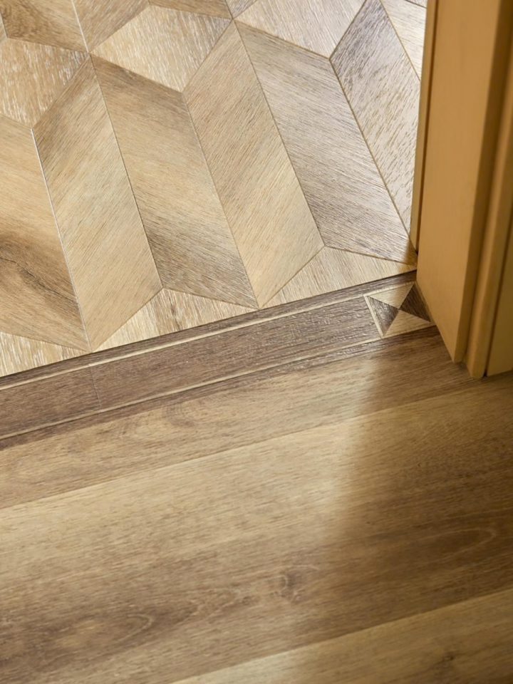 Amtico DC611 Venetian Parquet Berberis AR0W8450 Bordeaux Oak 9mm Strip Pyramid Border Pyramid Corner AR0W8660 Buxton Oak 2