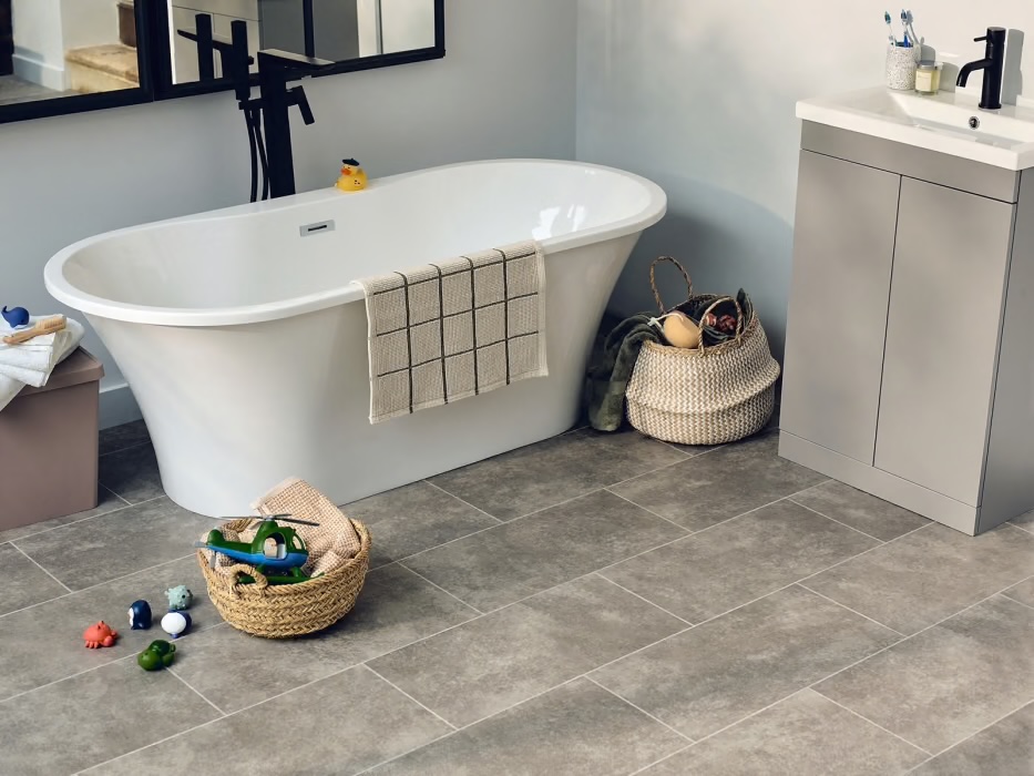 Amtico SF3S4439 Brisk Stone 305x610mm BrokenBond